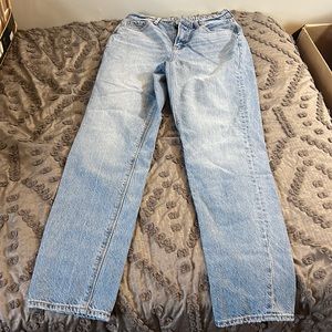 American Eagle Mom Jeans